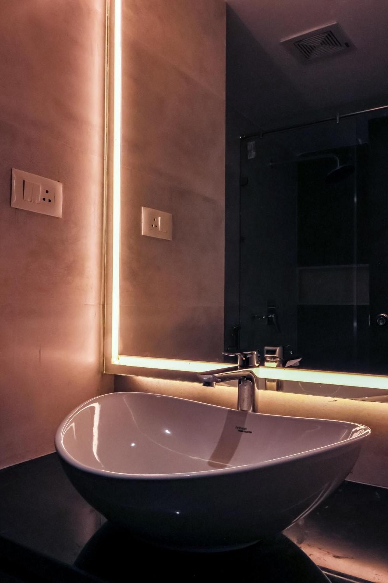 Hotel Beyond Blu Portblair Port Blair Bagian luar foto